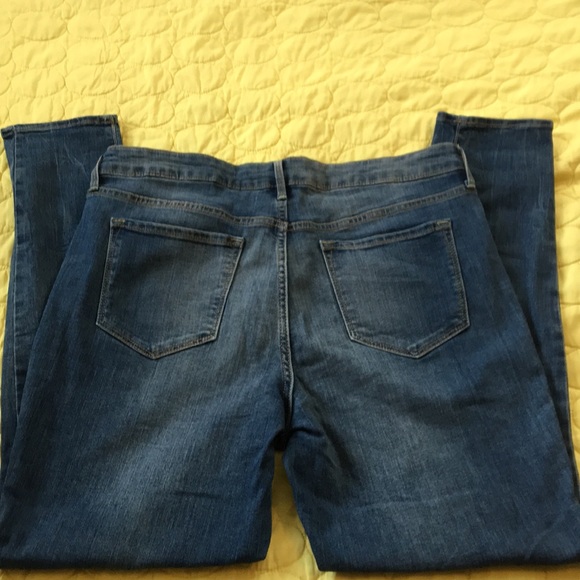 Oldnavy Mid-Rise Rockstar size 14 (distressed) - Picture 3 of 3